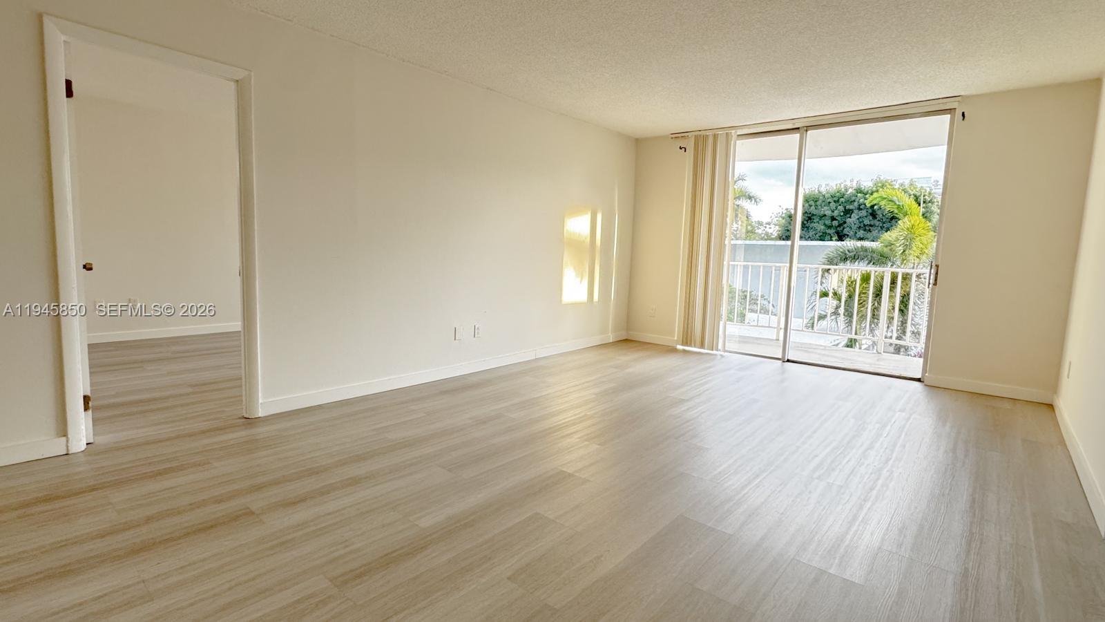 484 NW 165th St Rd A-314