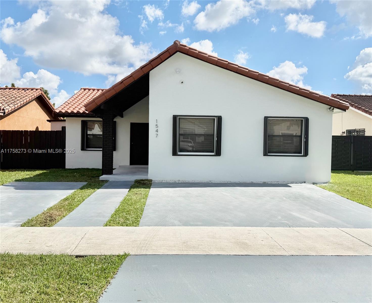 Rental Property at 1547 Sw 137th Pl, Miami, Broward County, Florida - Bedrooms: 4 
Bathrooms: 2  - $3,800 MO.