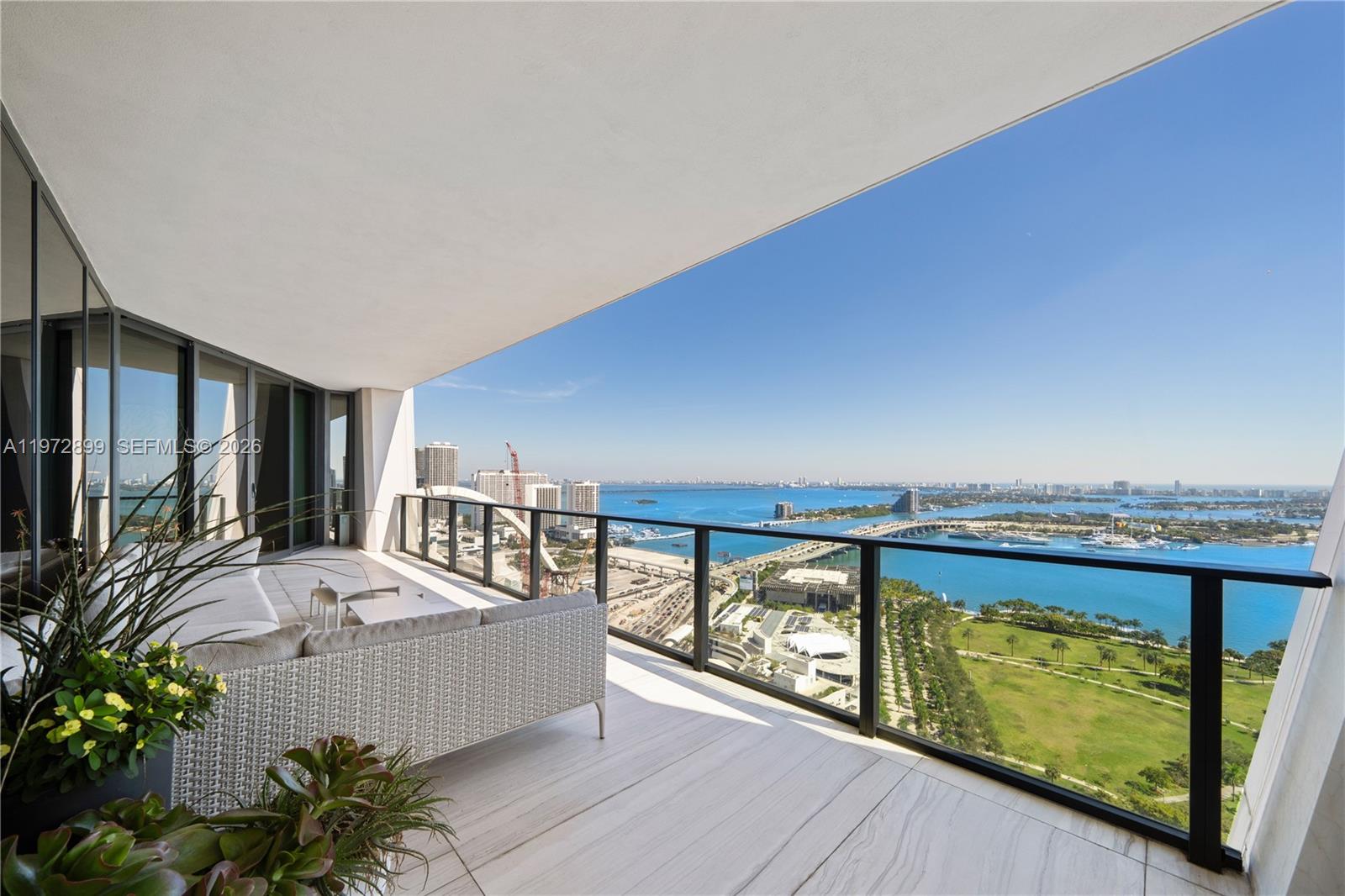 ONE THOUSAND MUSEUM CONDO - Residential