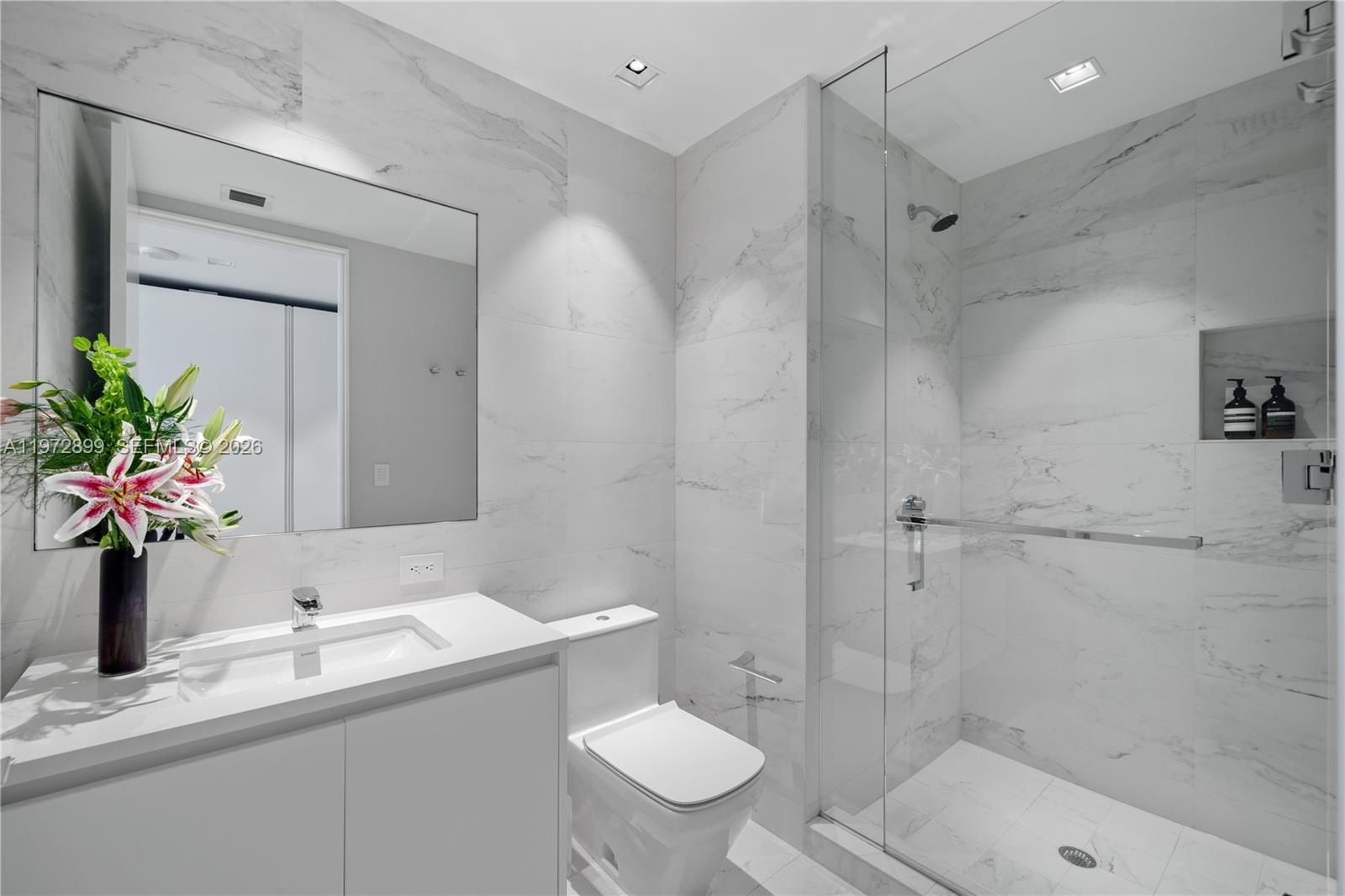 ONE THOUSAND MUSEUM CONDO - Residential