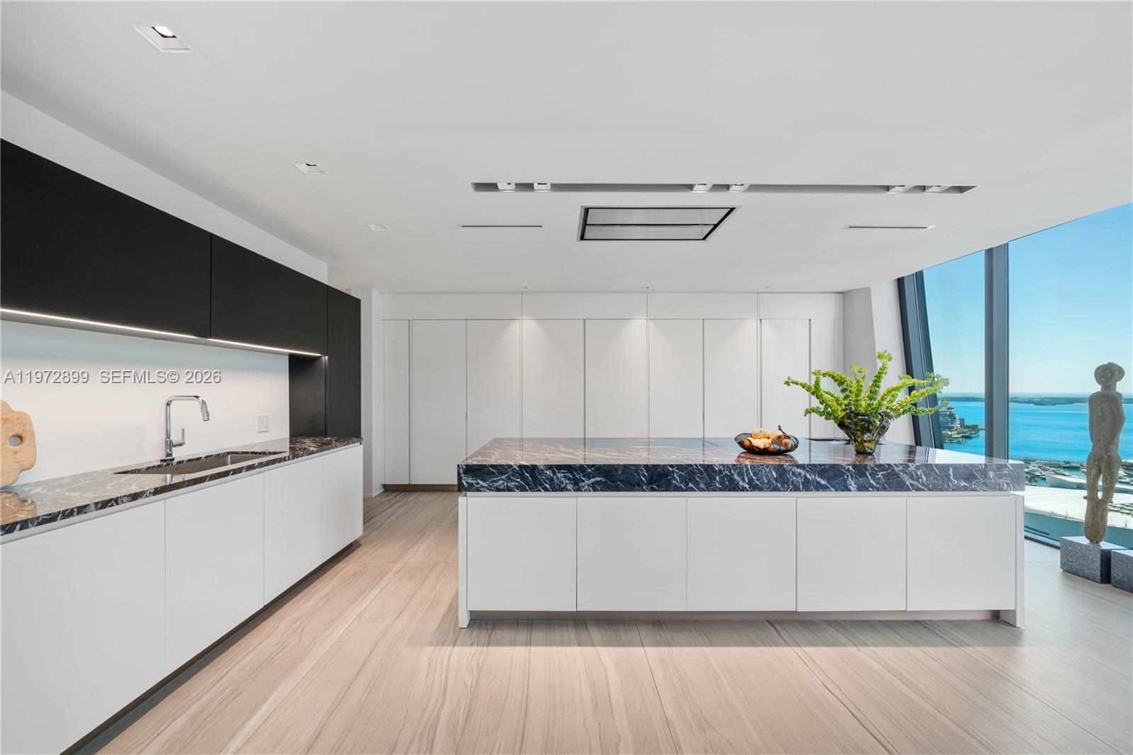 ONE THOUSAND MUSEUM CONDO - Residential