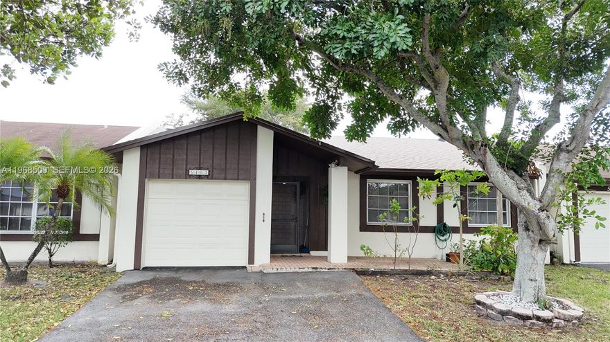 Lovely community 55+ with plenty of amenities, quiet street and charming sunroom. Open main area with bright natural light from skylights. Room for large dining room table, garage with plenty of storage, great location near shopping.