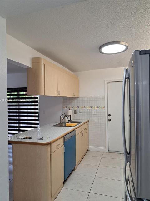 Tiny photo for 8541 NW 7th St #32, Miami, FL 33126 (MLS # A12009495)