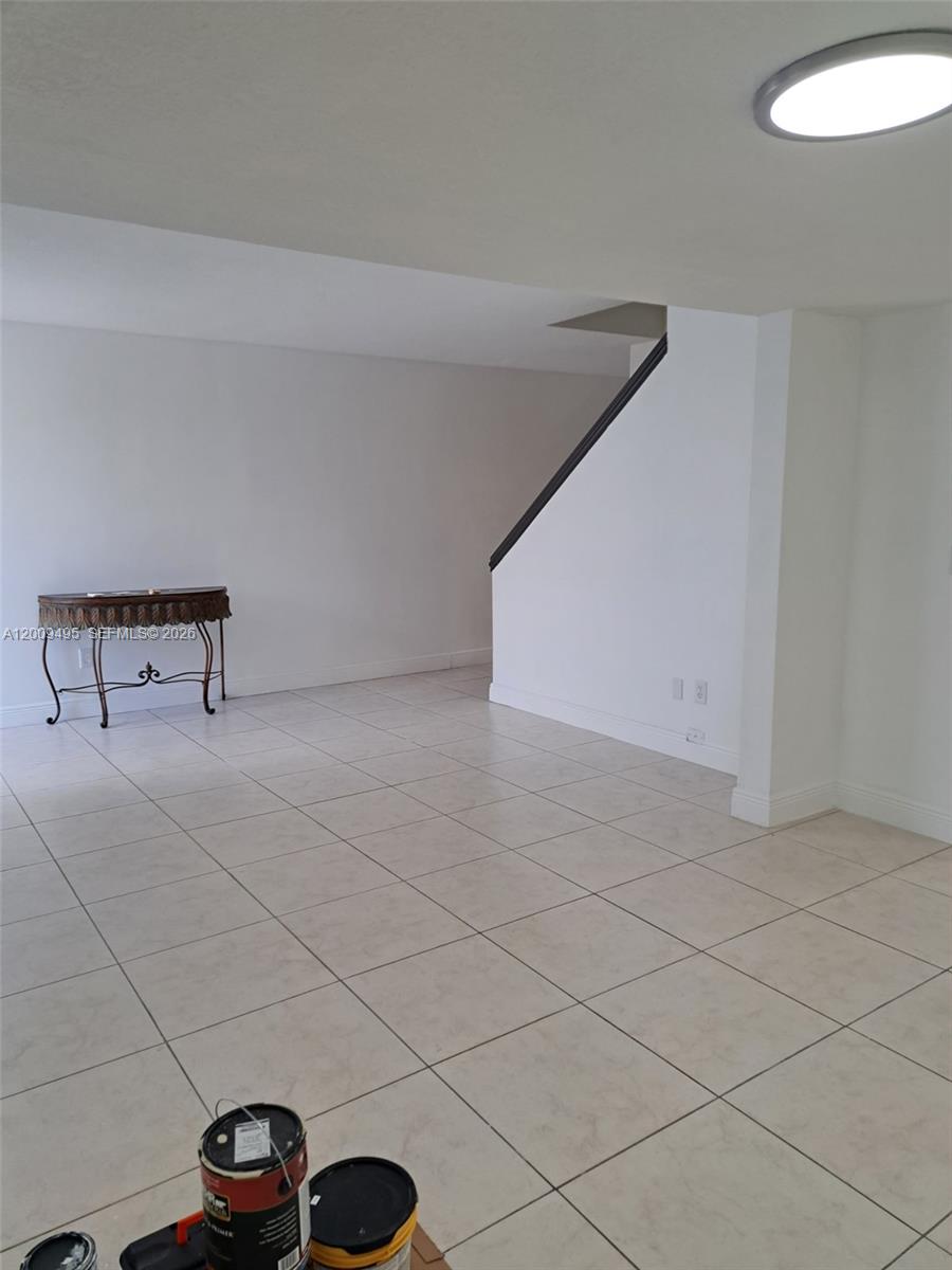 FLORIDA 2000 CONDO - Residential