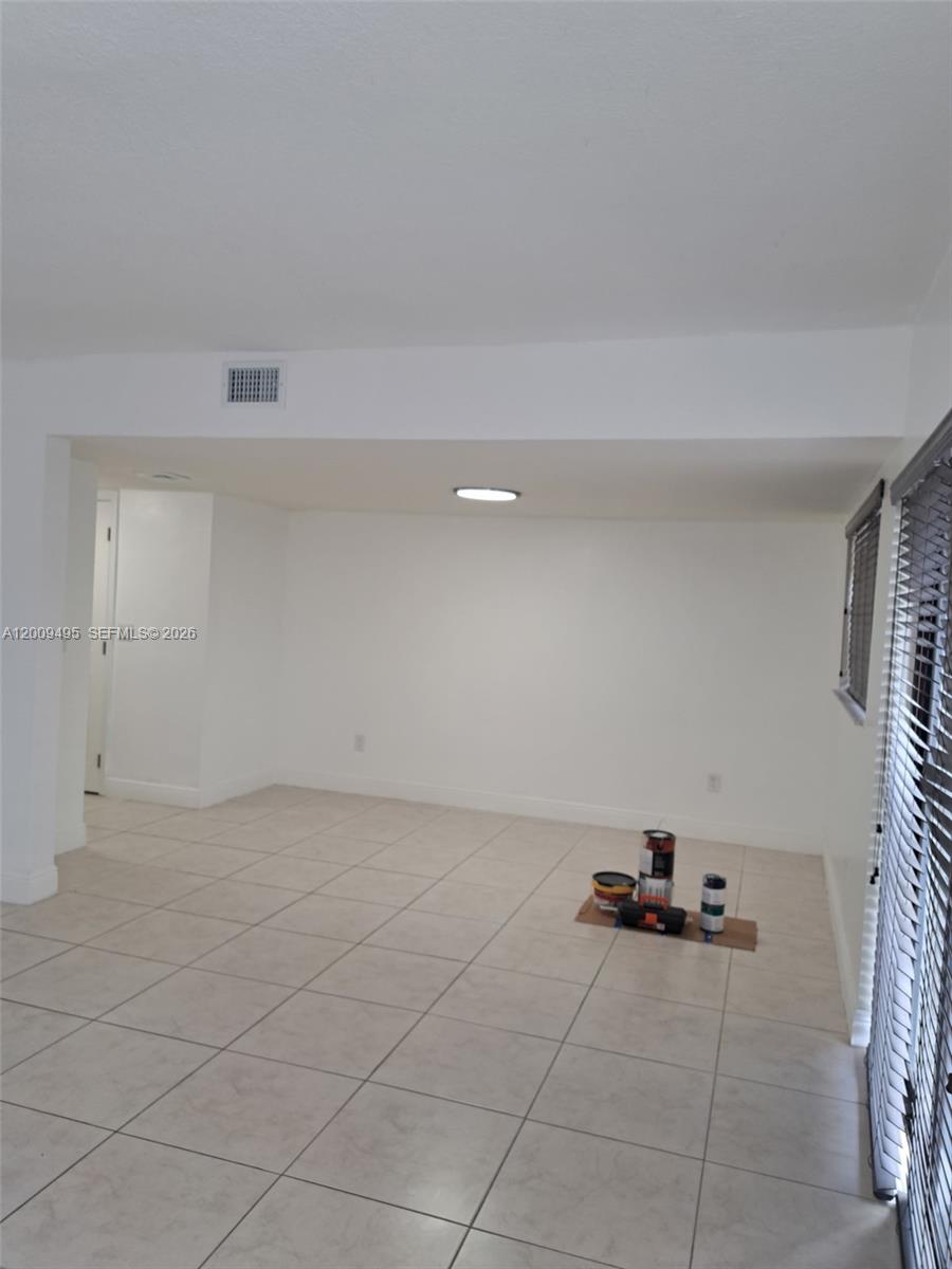 FLORIDA 2000 CONDO - Residential