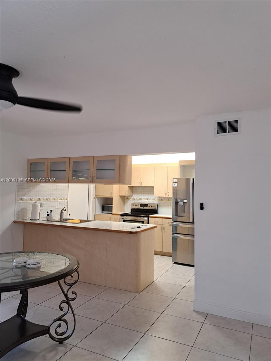 FLORIDA 2000 CONDO - Residential