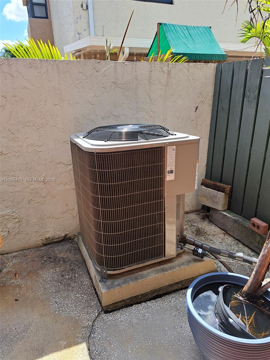 FLORIDA 2000 CONDO - Residential