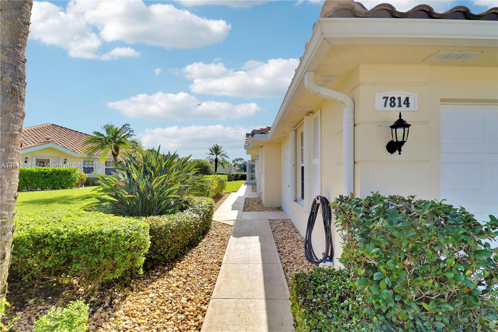 7814 SE Spicewood Cir