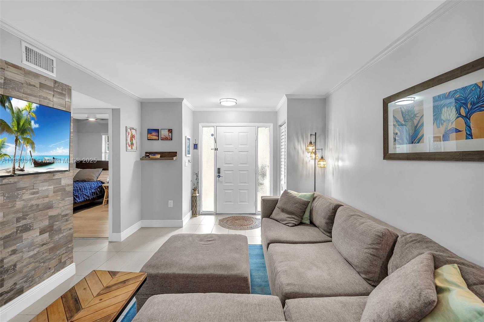 Flamingo Lakes - Residential