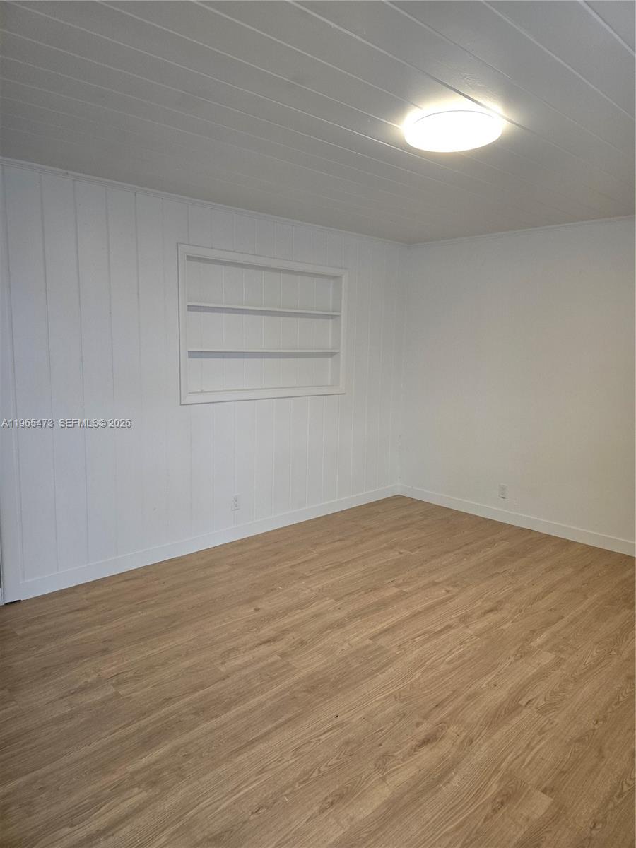 View photos, virtual tours, details... 4000 Greenwood Ave