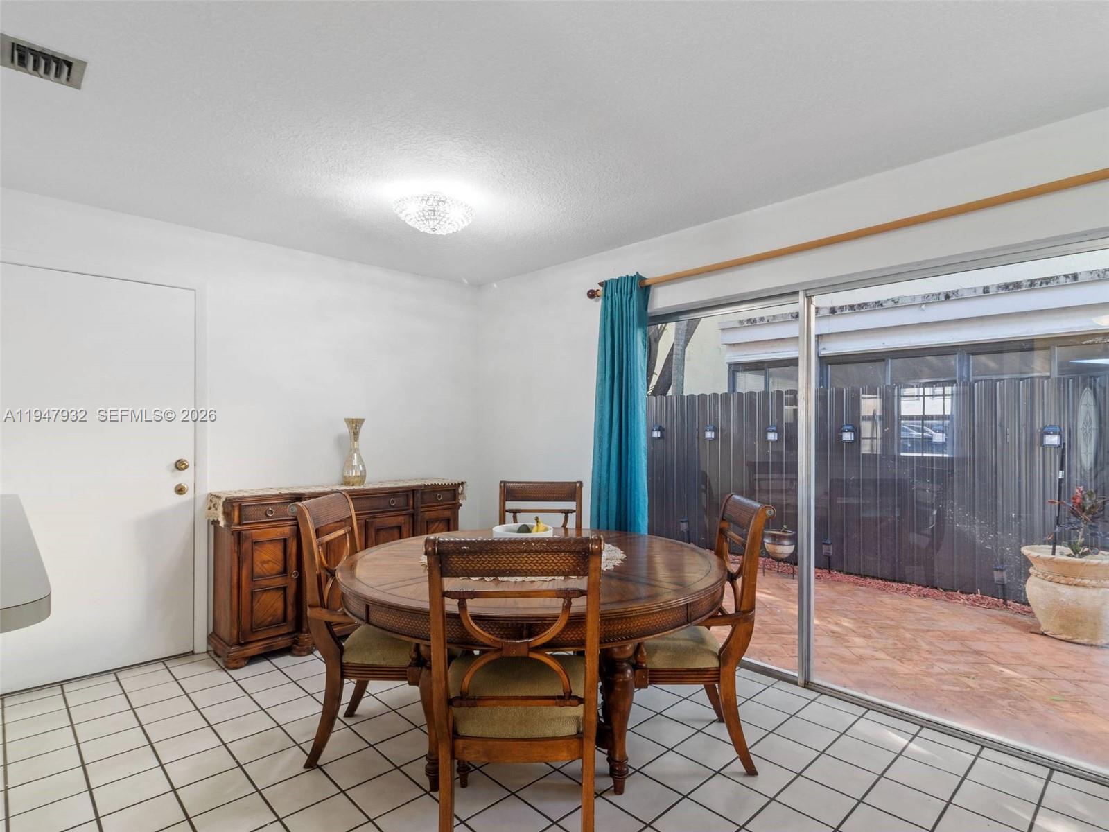 PANACHE SEC 3 - Residential