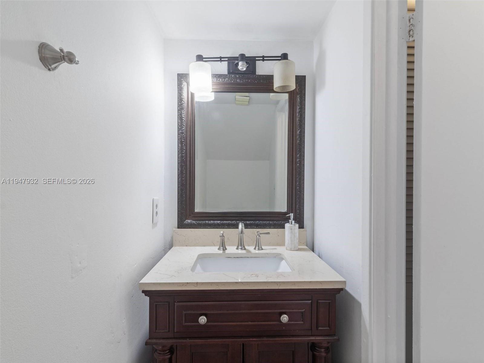 PANACHE SEC 3 - Residential