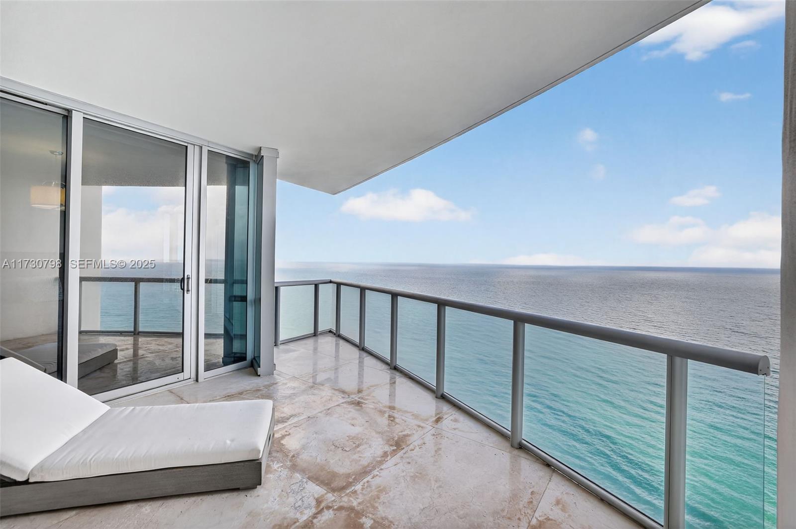 17121 Collins Ave 3905