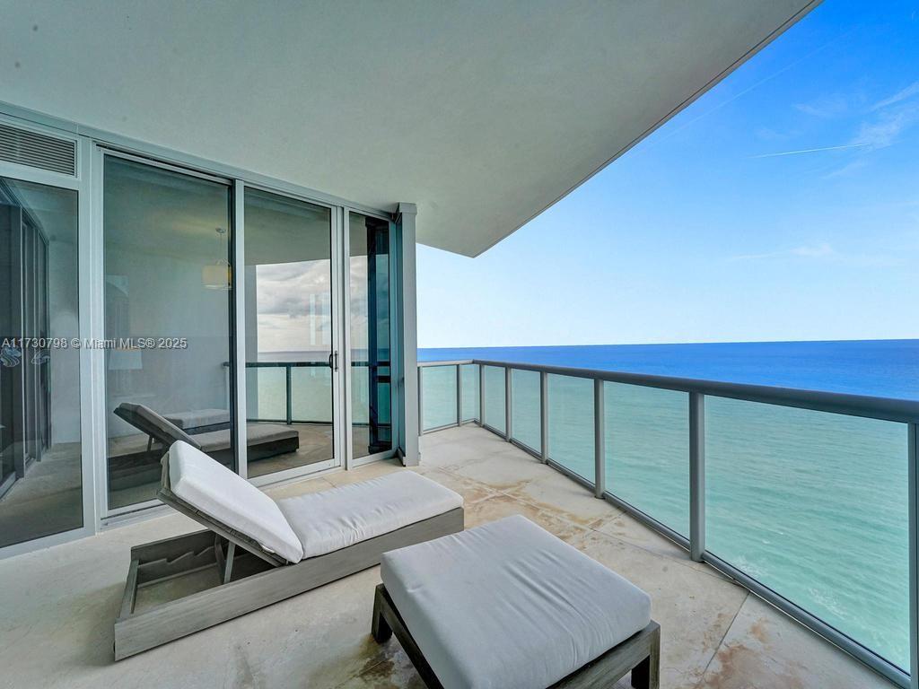 JADE OCEAN CONDO - Residential