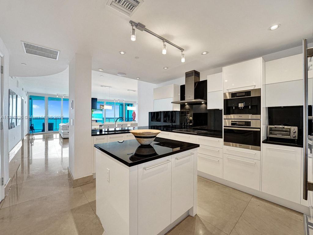 Property for Sale at 17121 Collins Ave 3905, Sunny Isles Beach, Miami-Dade County, Florida - Bedrooms: 3 
Bathrooms: 4  - $2,950,000