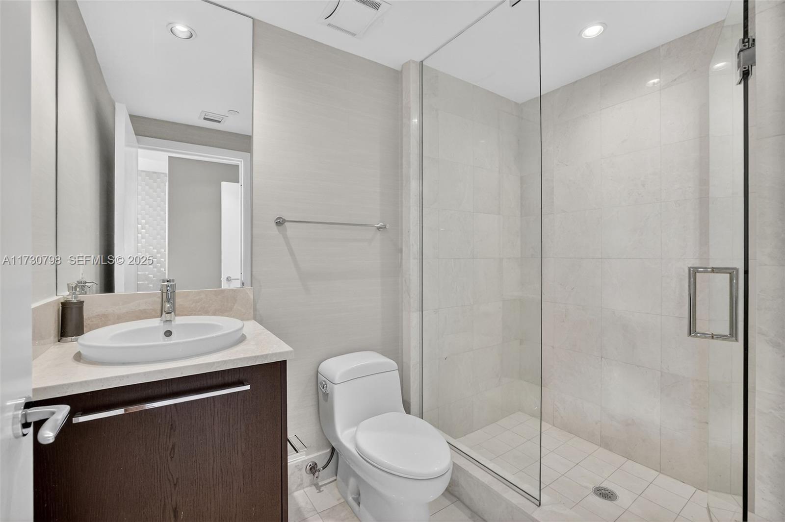 JADE OCEAN CONDO - Residential