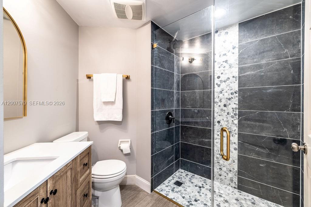 OCEANAIRE HEIGHTS UNIT NO - Residential