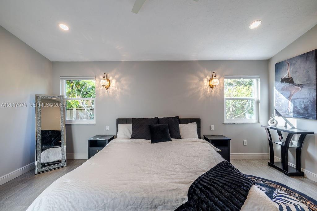 OCEANAIRE HEIGHTS UNIT NO - Residential