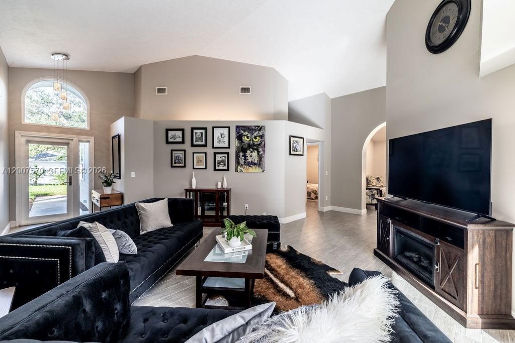 OCEANAIRE HEIGHTS UNIT NO - Residential