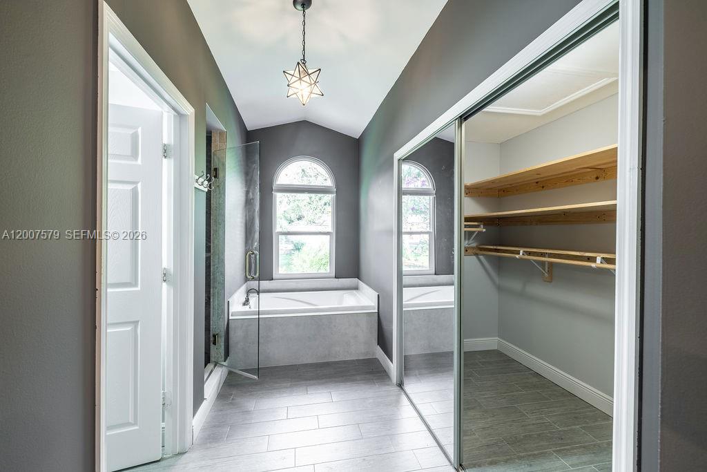 OCEANAIRE HEIGHTS UNIT NO - Residential