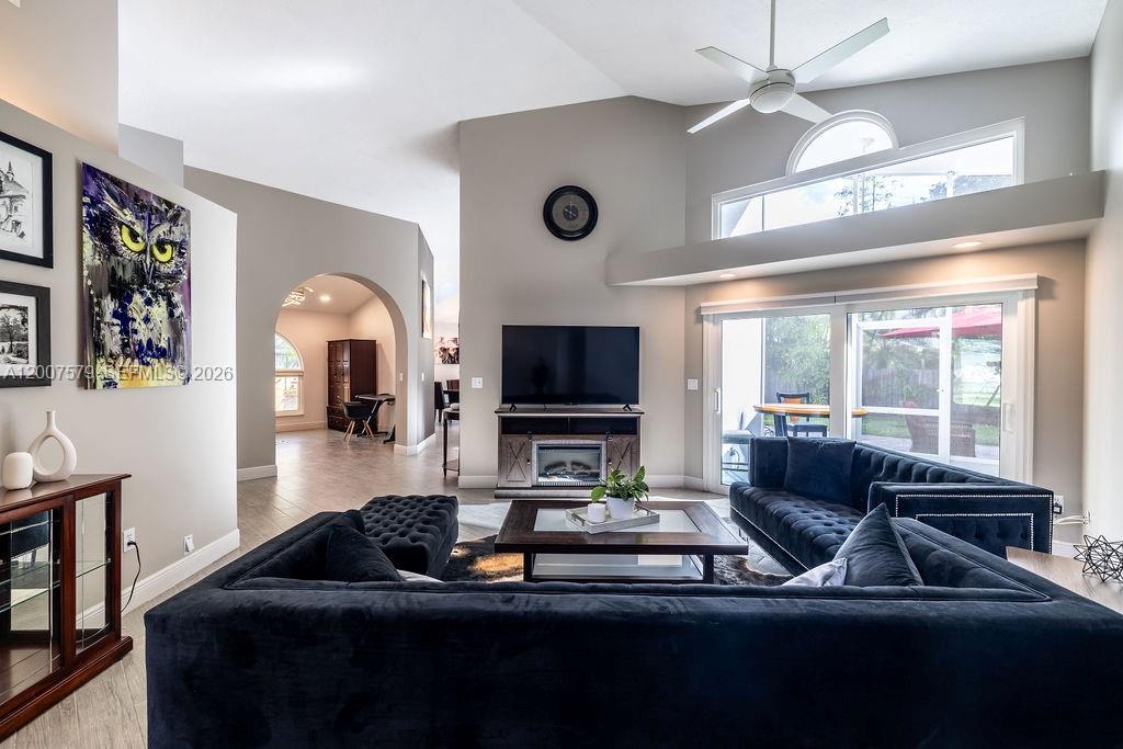 OCEANAIRE HEIGHTS UNIT NO - Residential