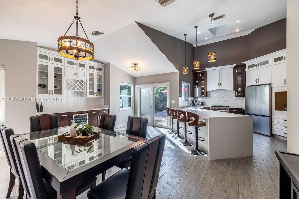 OCEANAIRE HEIGHTS UNIT NO - Residential