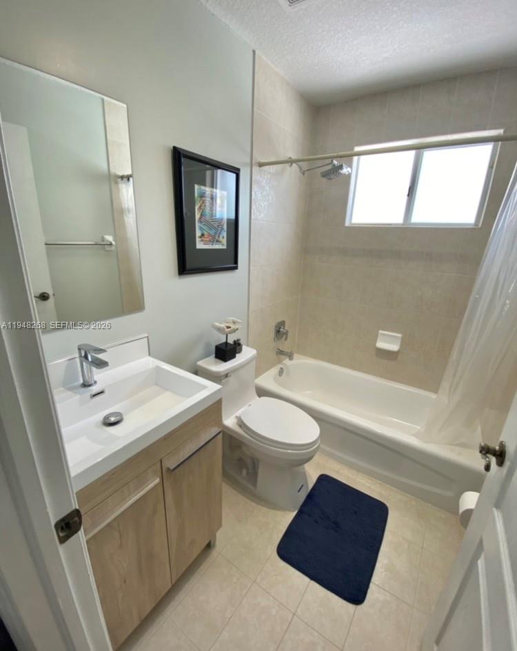 PRINCETONIAN ESTATES - Residential