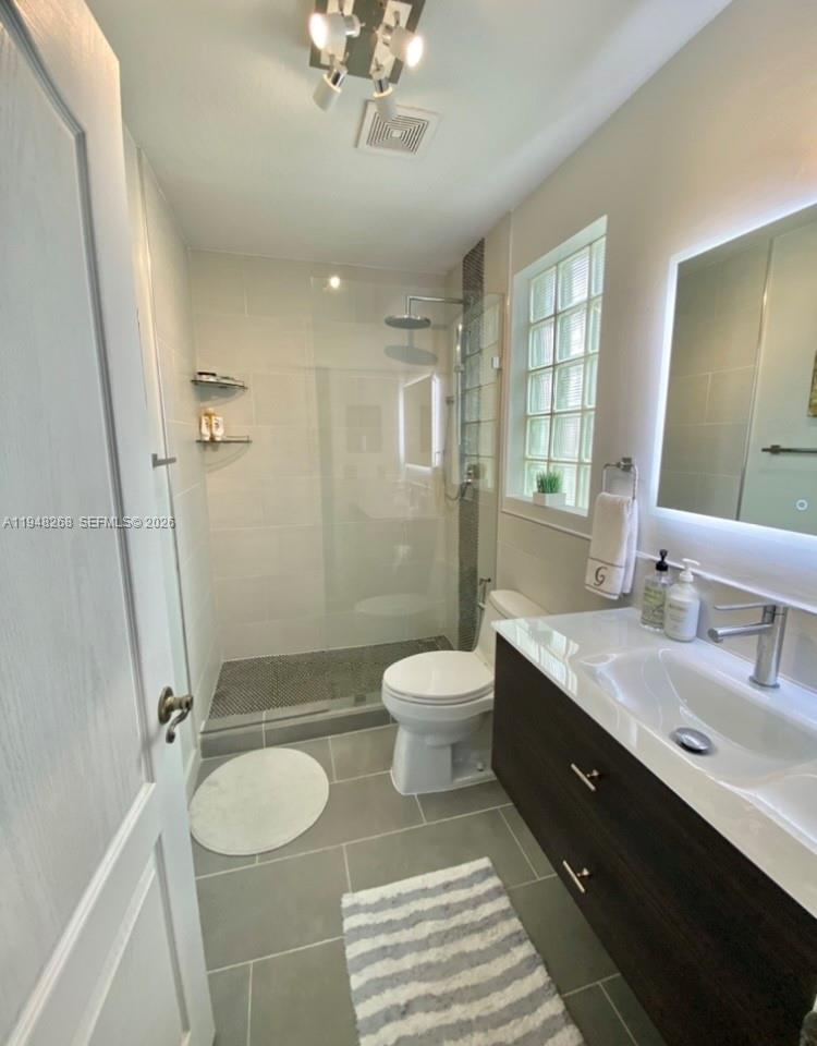 PRINCETONIAN ESTATES - Residential