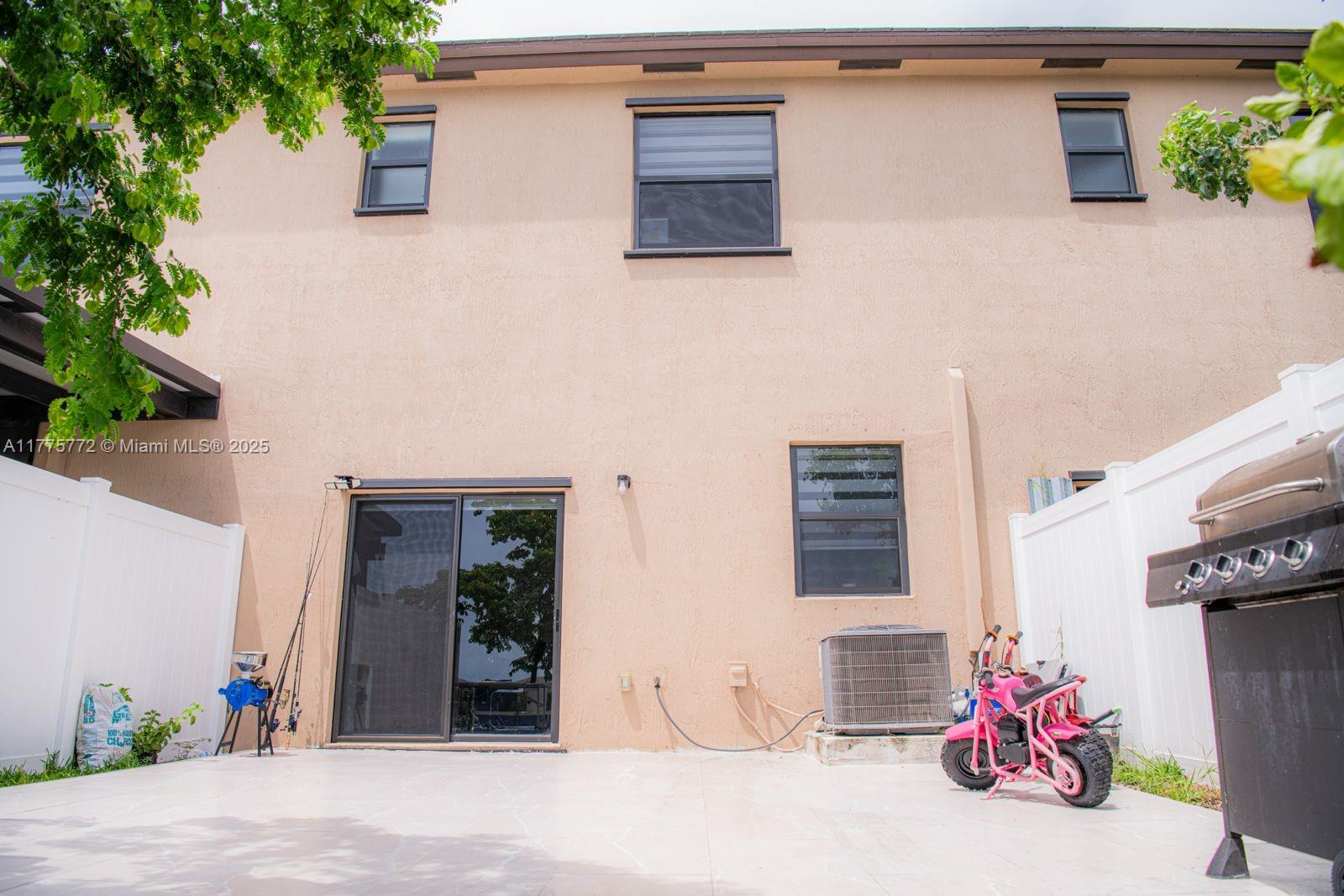 AQUABELLA NORTH - Residential
