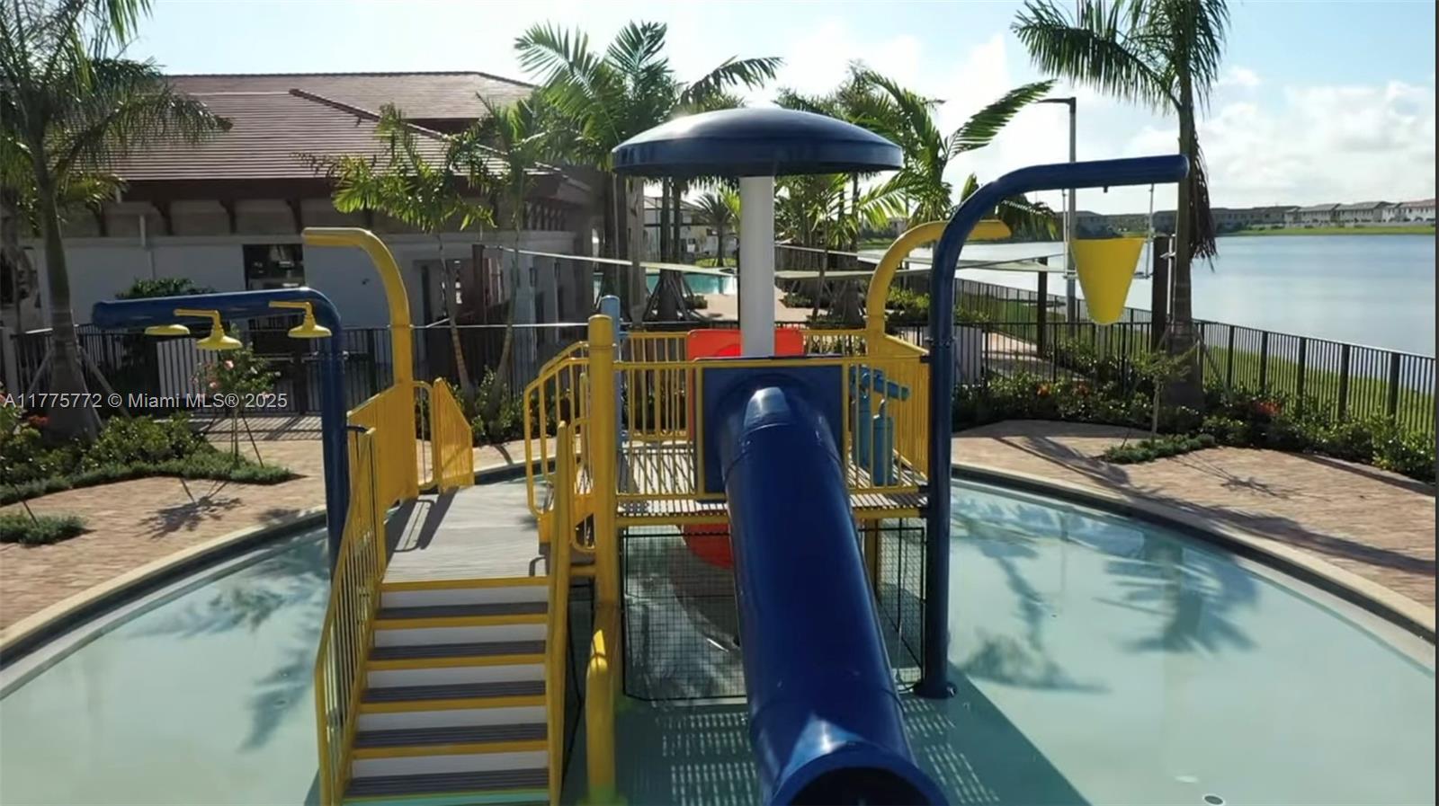 AQUABELLA NORTH - Residential