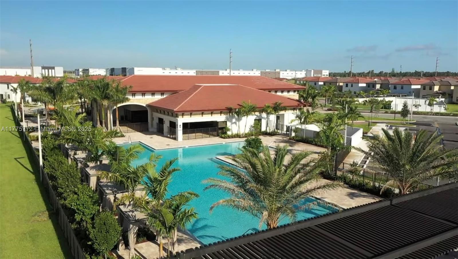 AQUABELLA NORTH - Residential