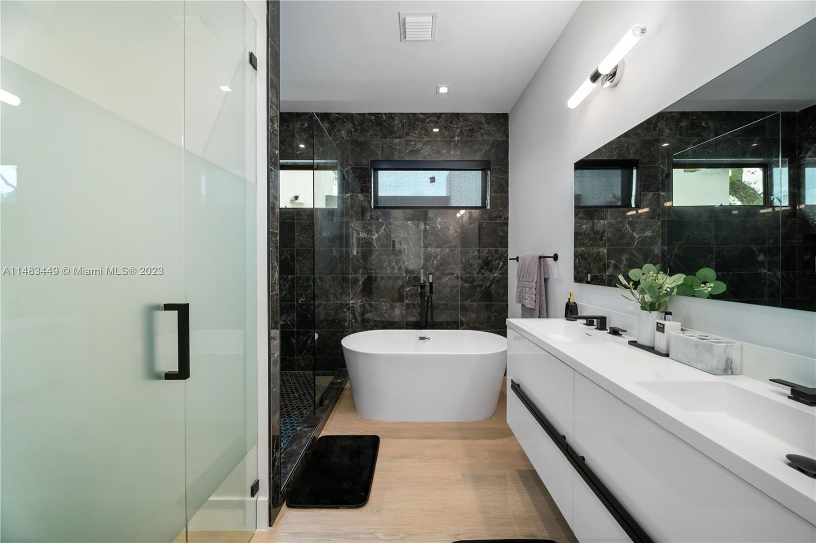 CARTERS ADDN TO C GR - Residential