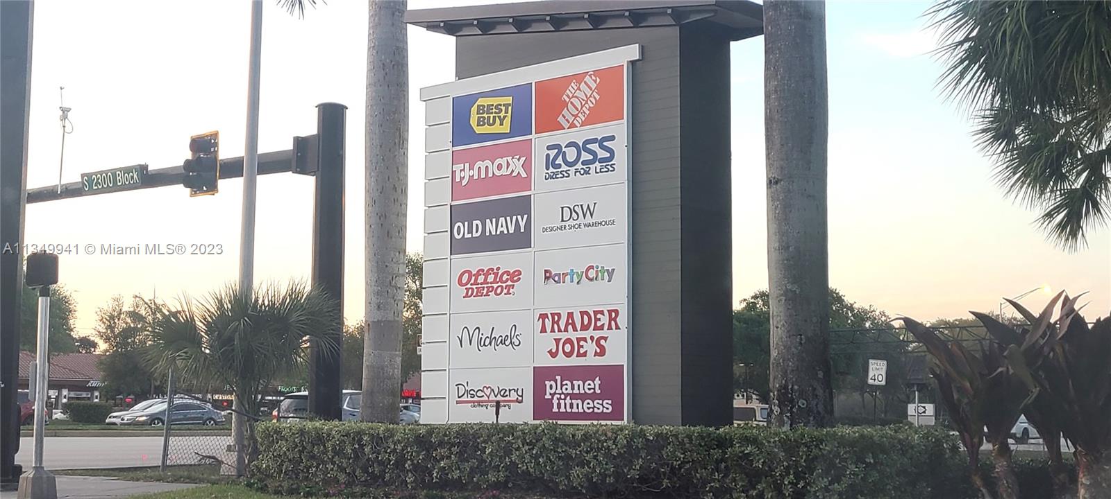 COURTYARDS AT DAVIE CONDO - Residential