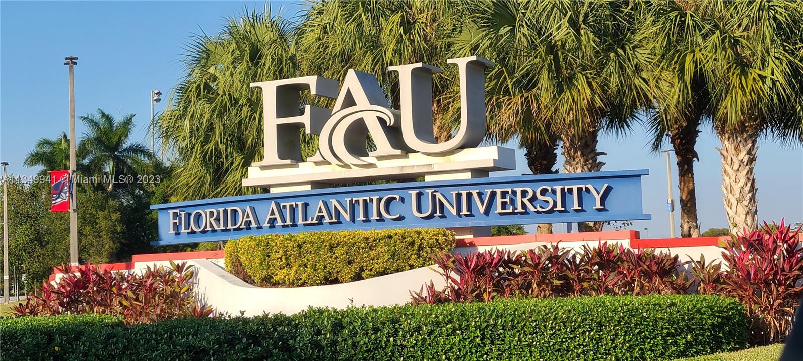 COURTYARDS AT DAVIE CONDO - Residential