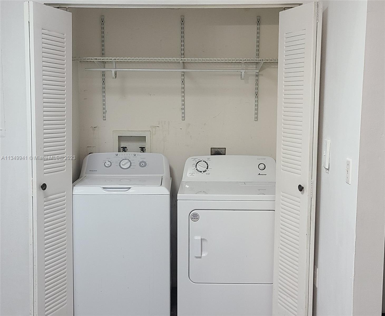 COURTYARDS AT DAVIE CONDO - Residential