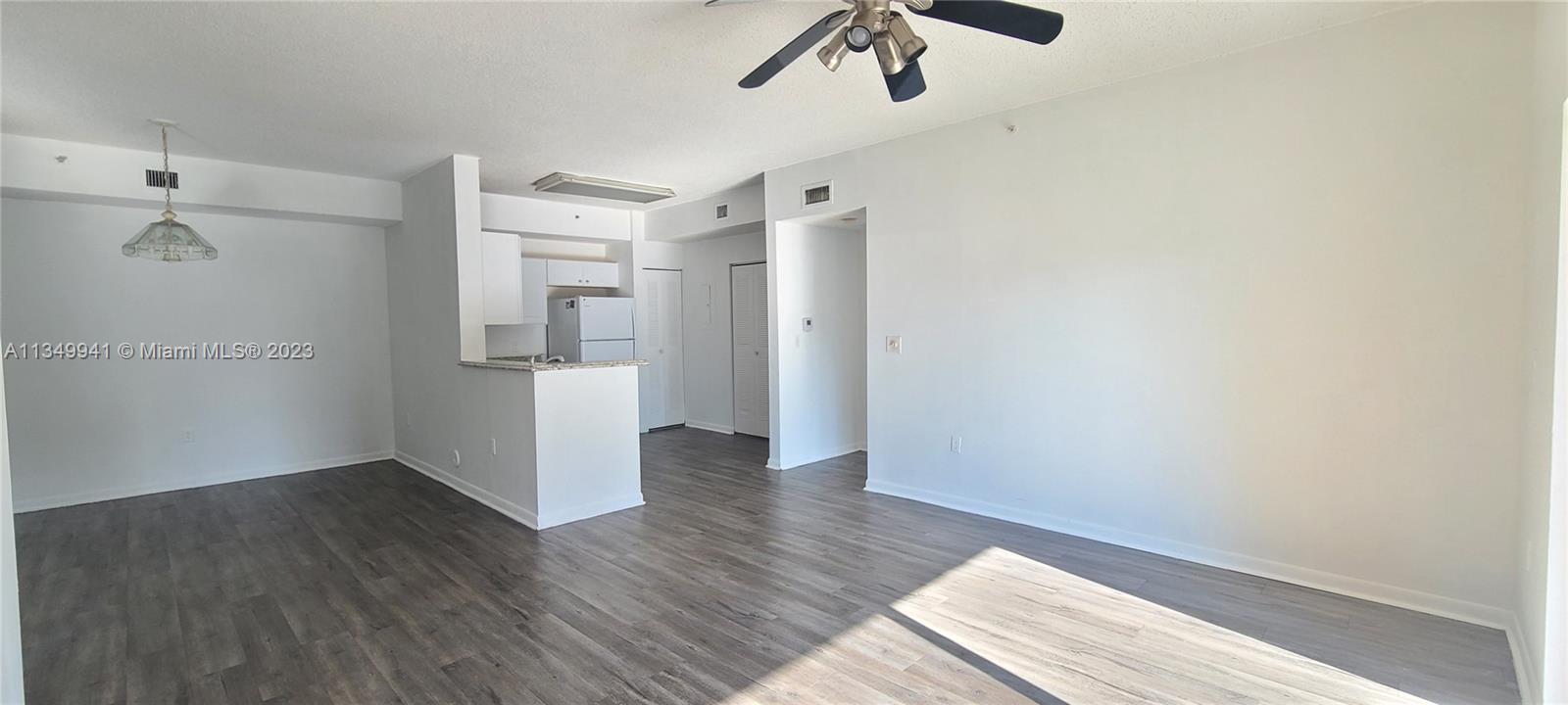 COURTYARDS AT DAVIE CONDO - Residential