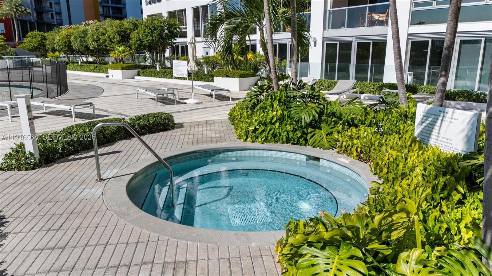 THE PALACE CONDO - Residential