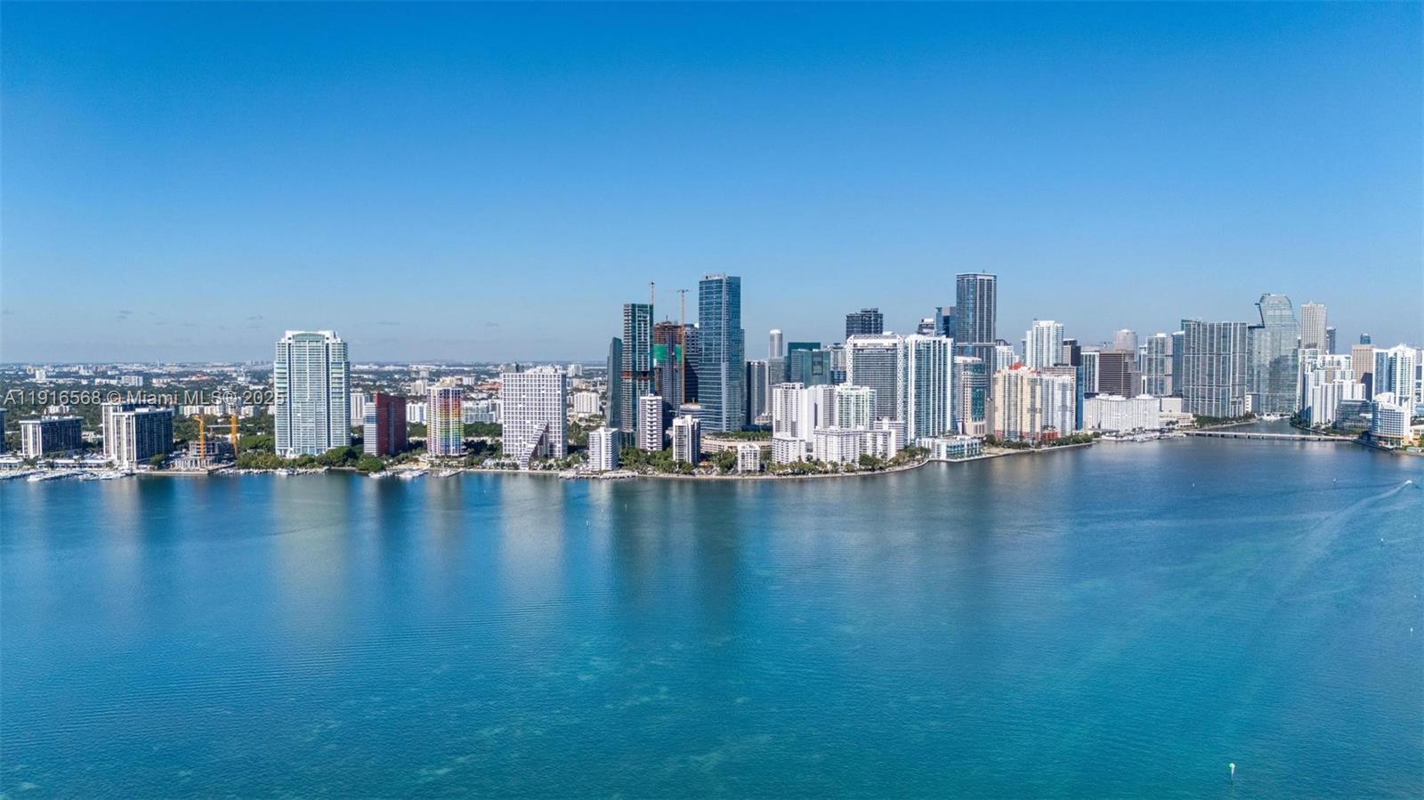 THE PALACE CONDO - Residential