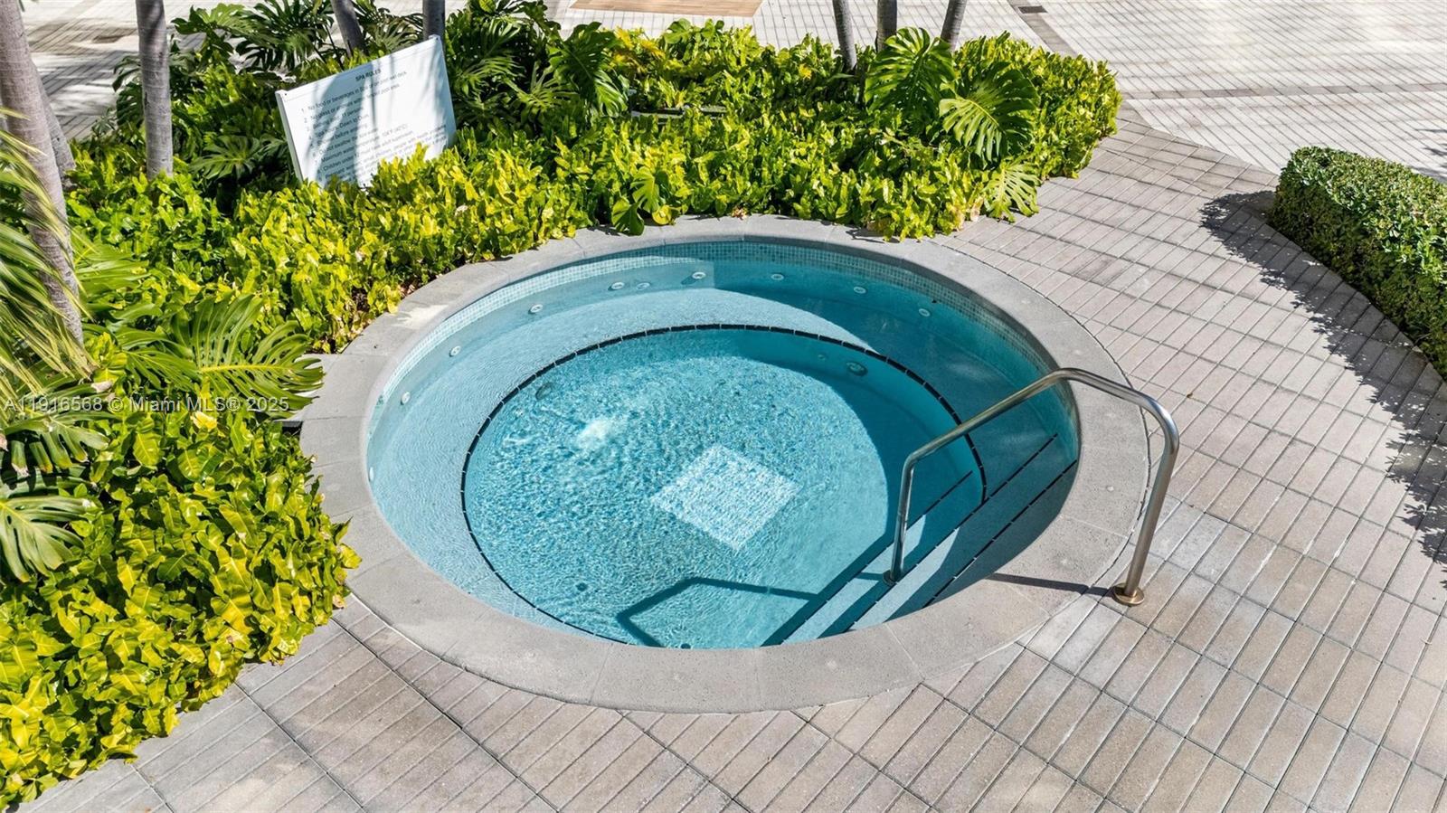 THE PALACE CONDO - Residential