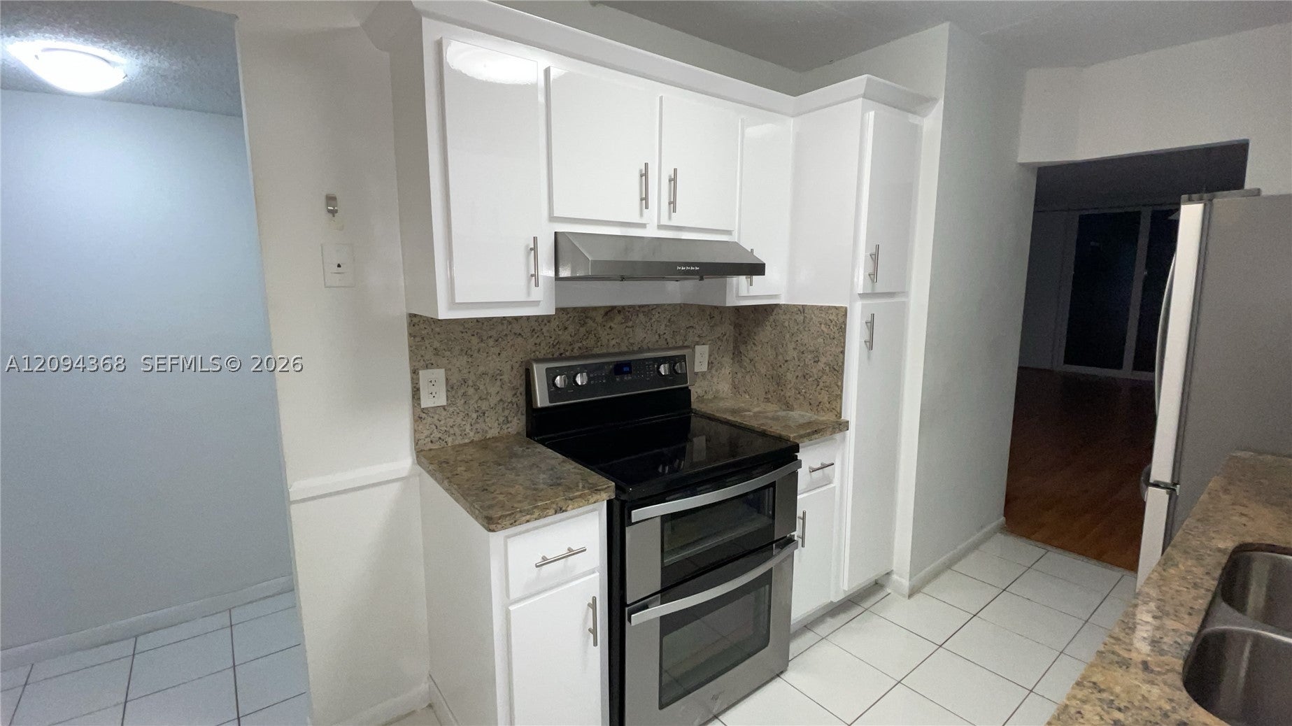 250 Jacaranda Dr 305