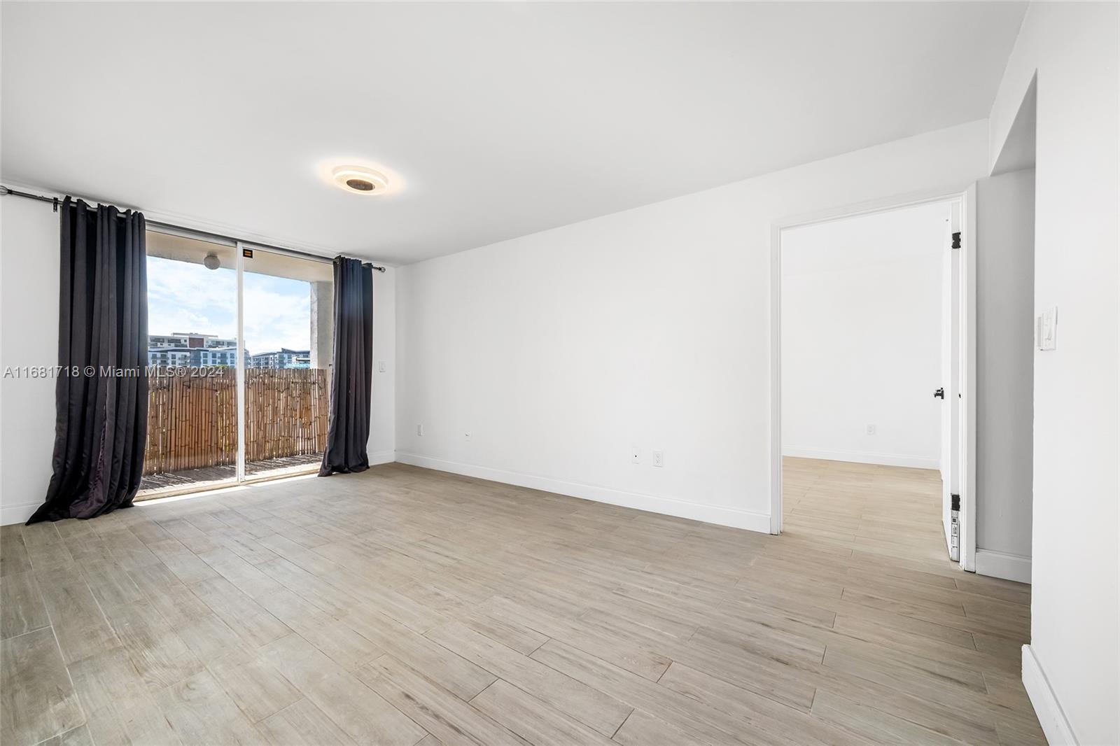 ARAGON PLAZA CONDO - Residential