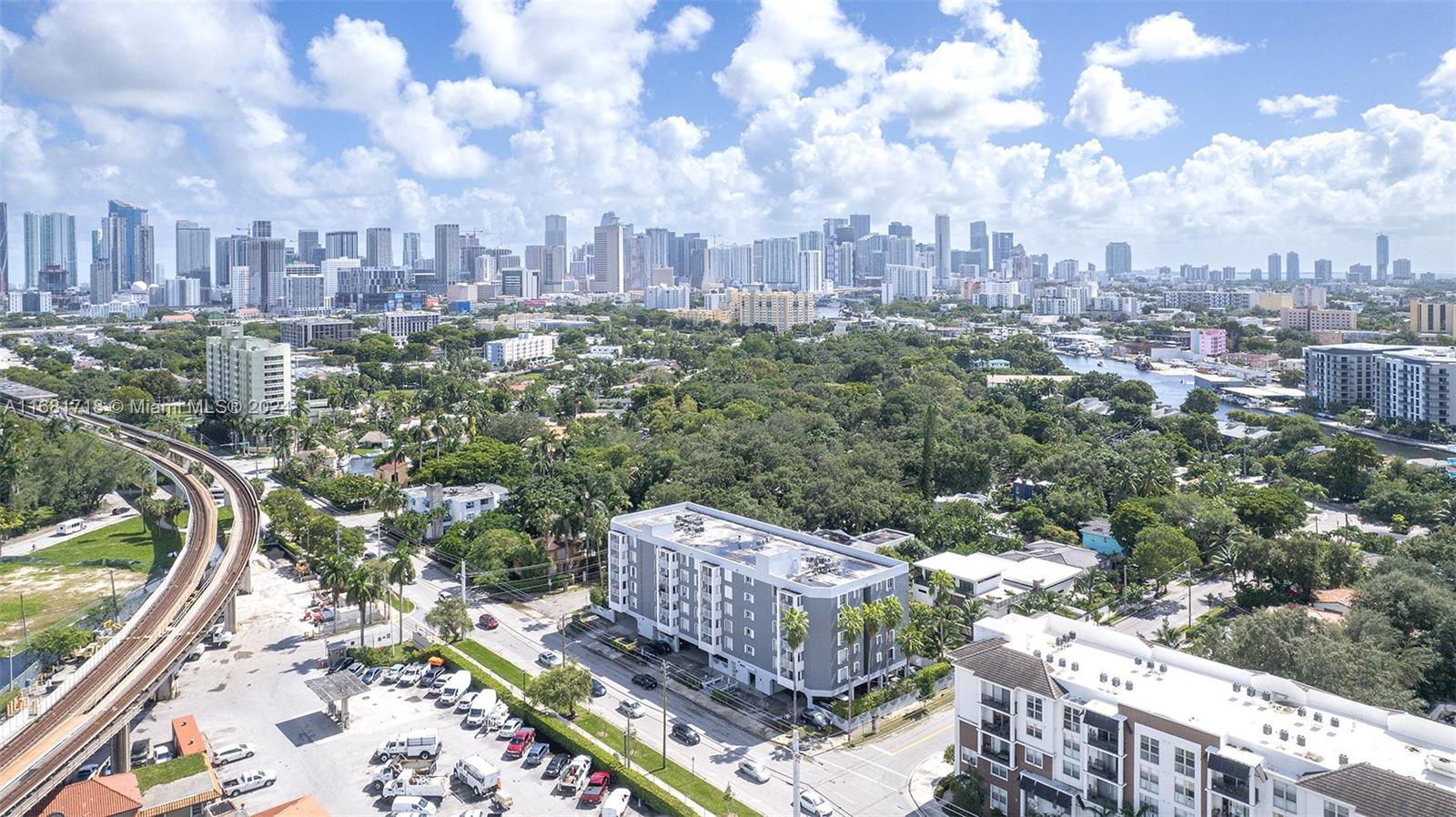 1010 NW 11th St 507