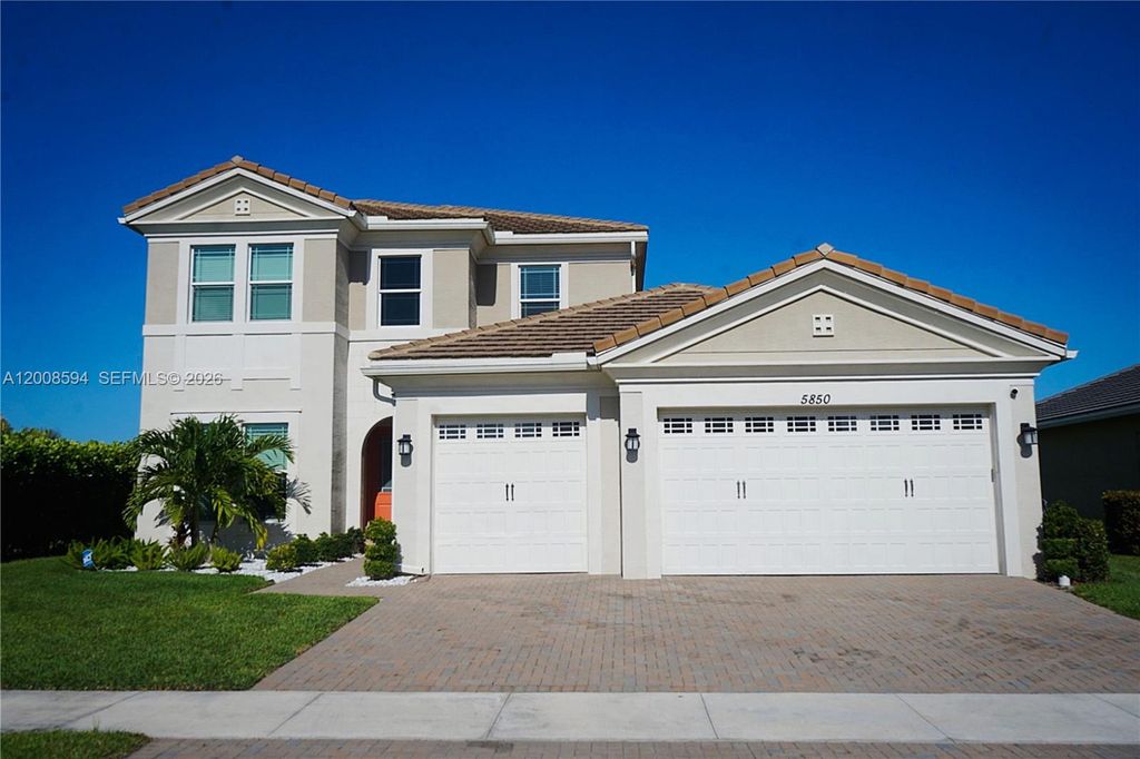 Photo of 5850 Whippoorwill Cir, Westlake, FL 33470 (MLS # A12008594)