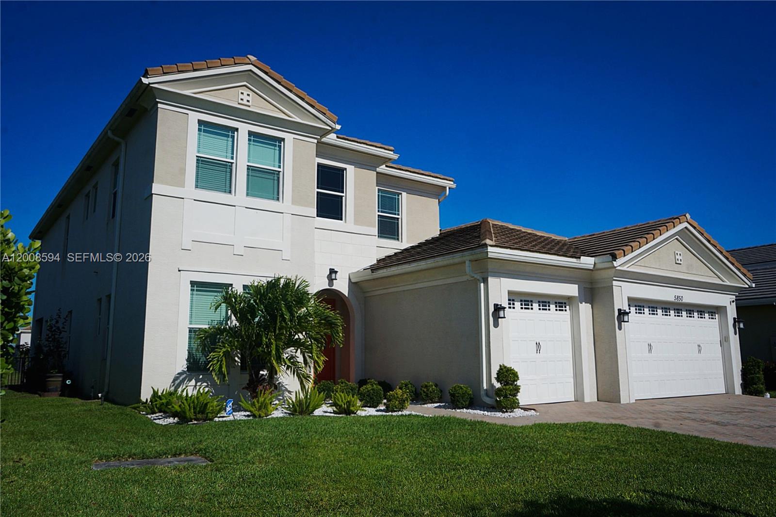 5850 Whippoorwill Cir