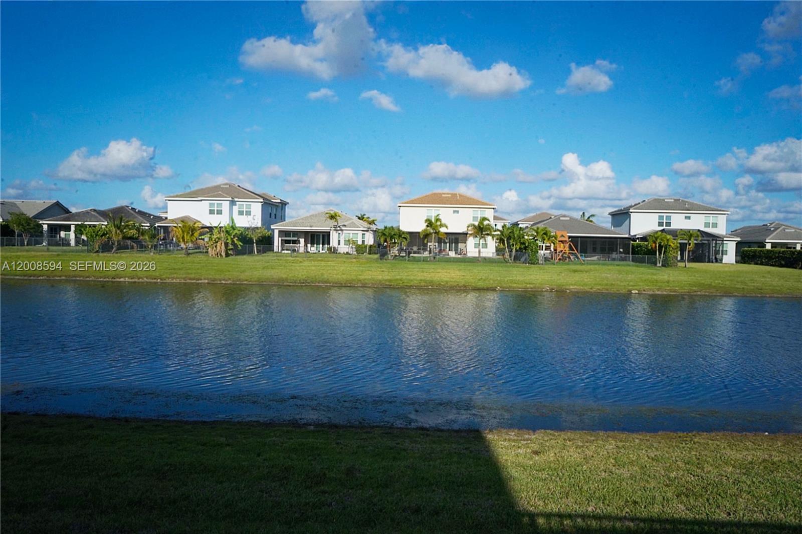 HAMMOCKS OF WESTLAKE - Residential
