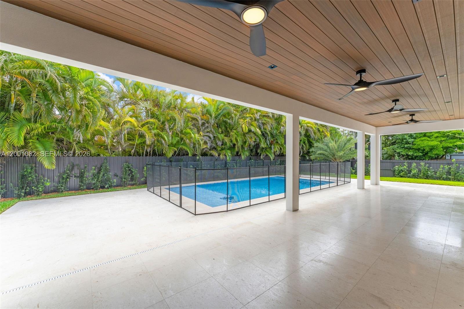 CUTLER COUNTRY GROVES 1ST - Residential