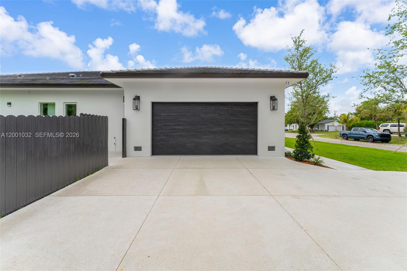 CUTLER COUNTRY GROVES 1ST - Residential