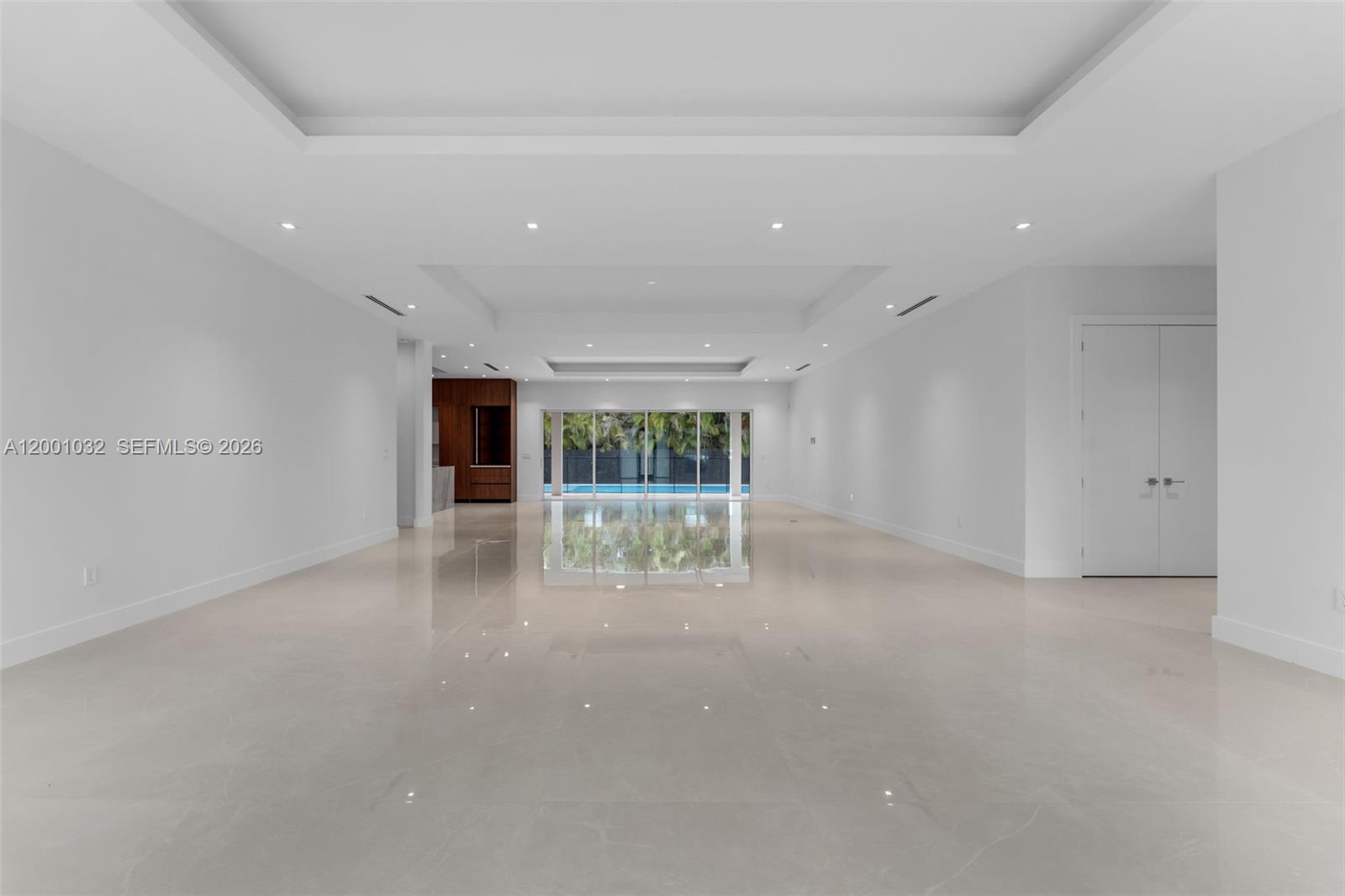 CUTLER COUNTRY GROVES 1ST - Residential