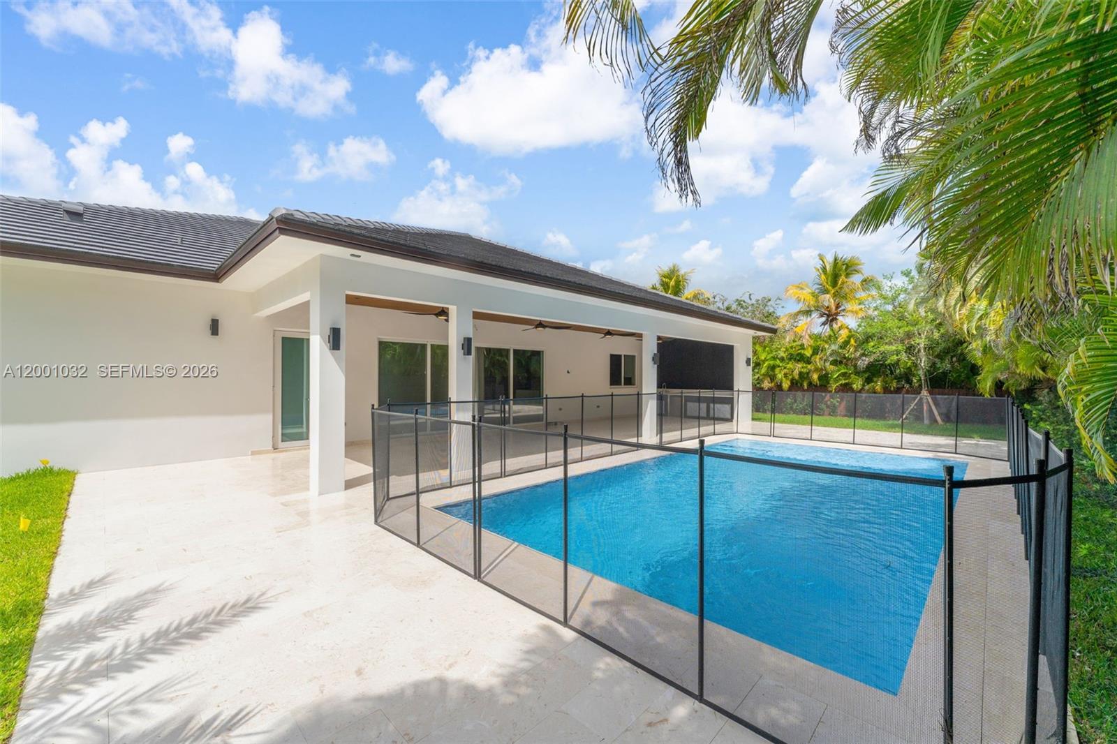 CUTLER COUNTRY GROVES 1ST - Residential