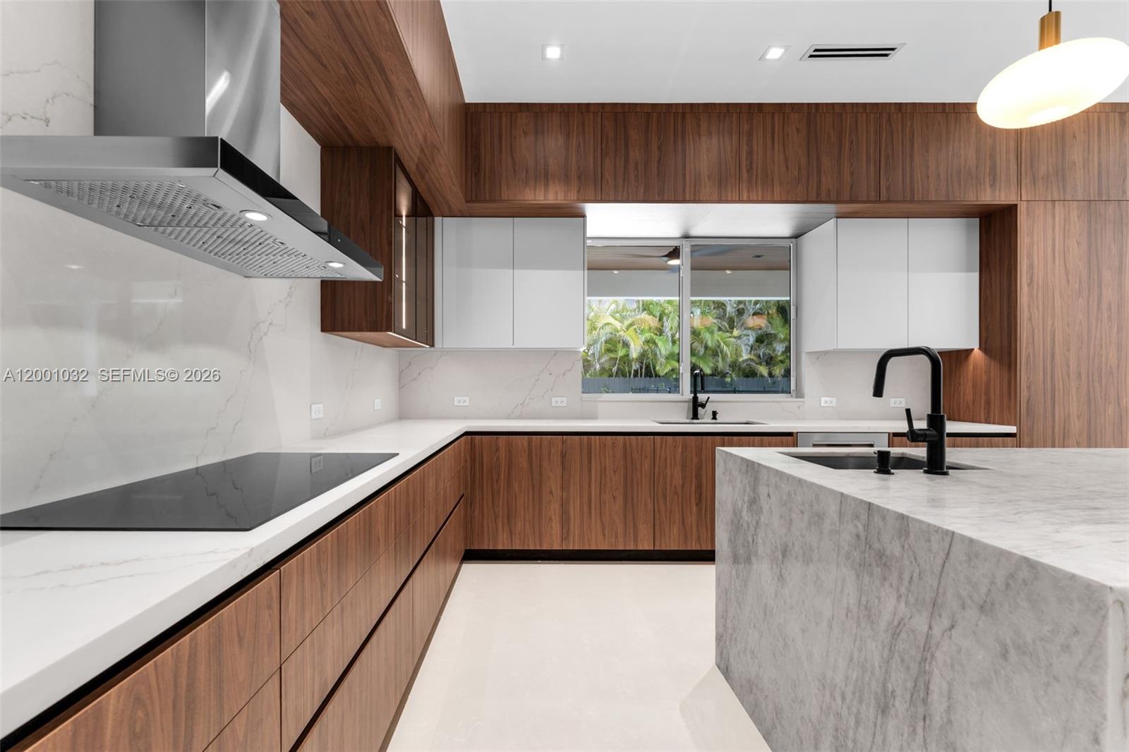 CUTLER COUNTRY GROVES 1ST - Residential